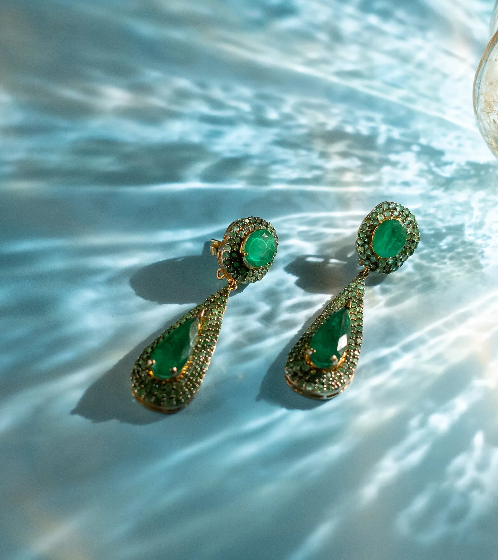 Emerald Oval Dangler | Earrings