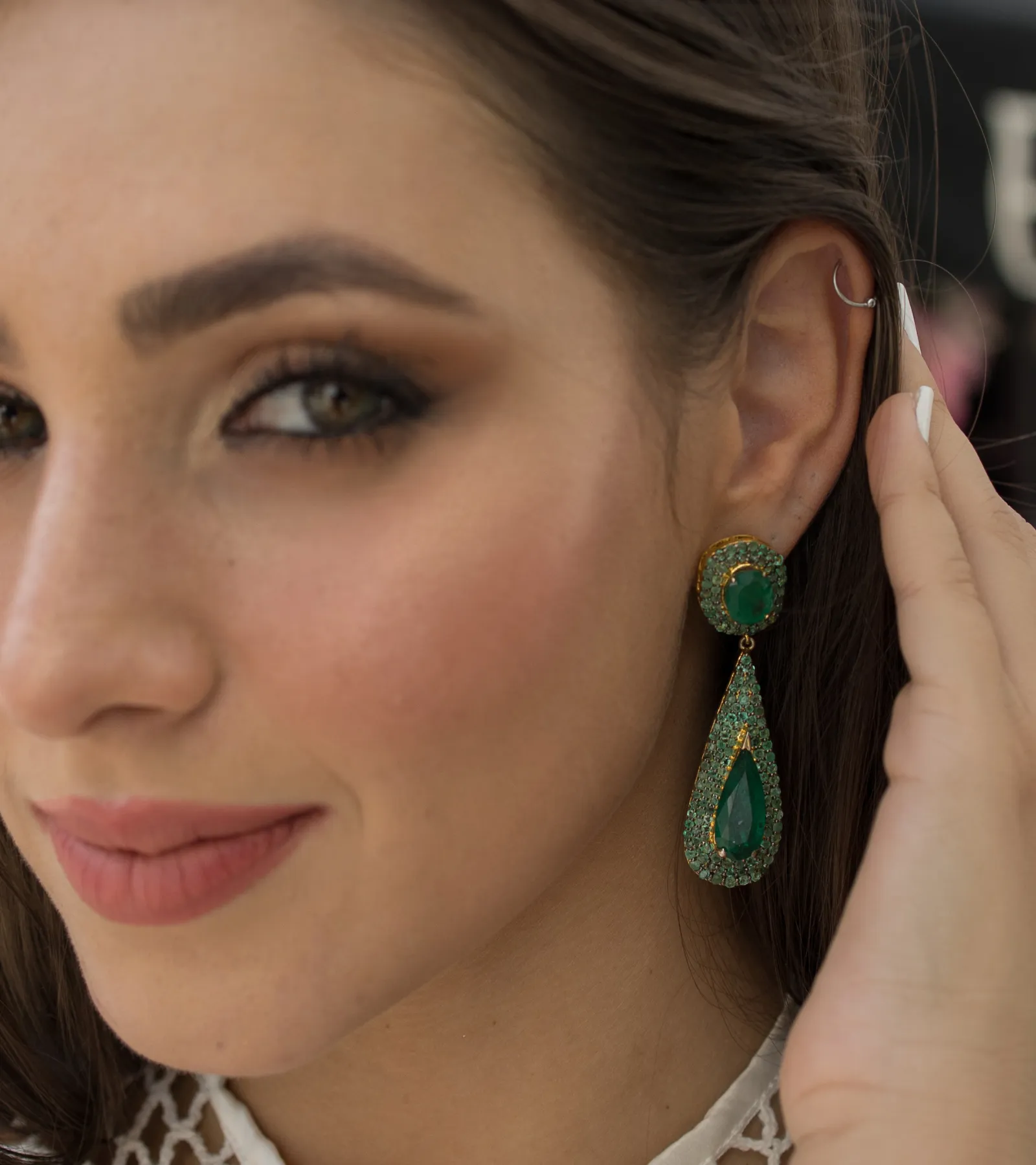 Emerald Oval Dangler | Earrings