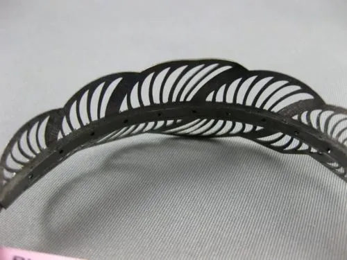 ESTATE 1.25CT DIAMOND 14KT BLACK GOLD 3D MULTI LEAF HANDCRAFTED BANGLE BRACELET