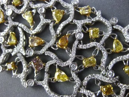 ESTATE EXTRA LARGE 17.10CT WHITE & FANCY INTENSE MULTI DIAMOND 18K GOLD BRACELET