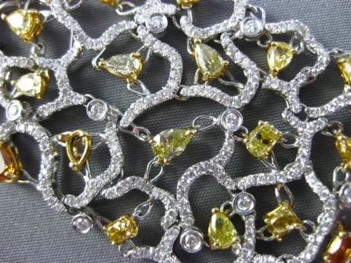 ESTATE EXTRA LARGE 17.10CT WHITE & FANCY INTENSE MULTI DIAMOND 18K GOLD BRACELET