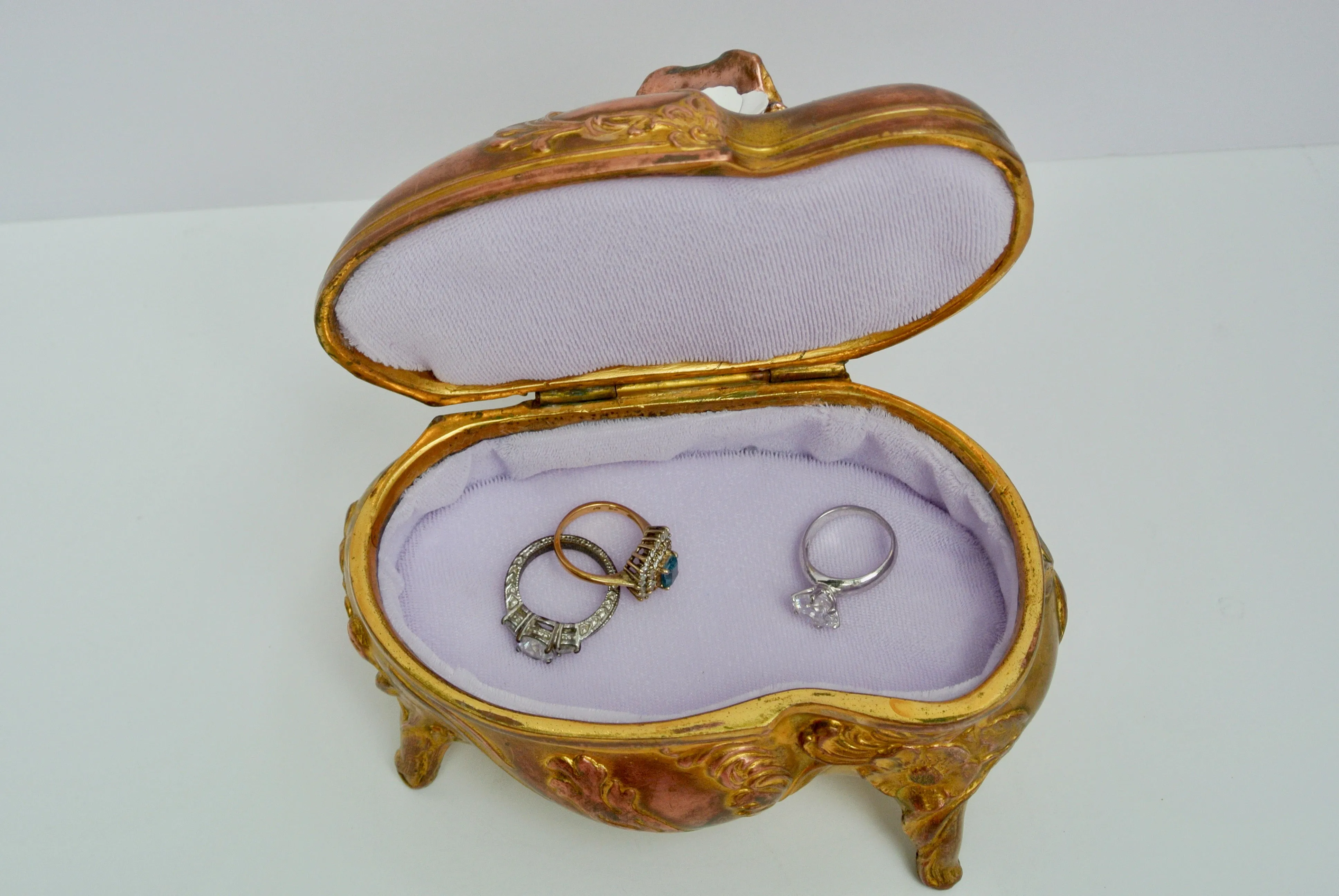 Fairytale in Lavender Ring Box