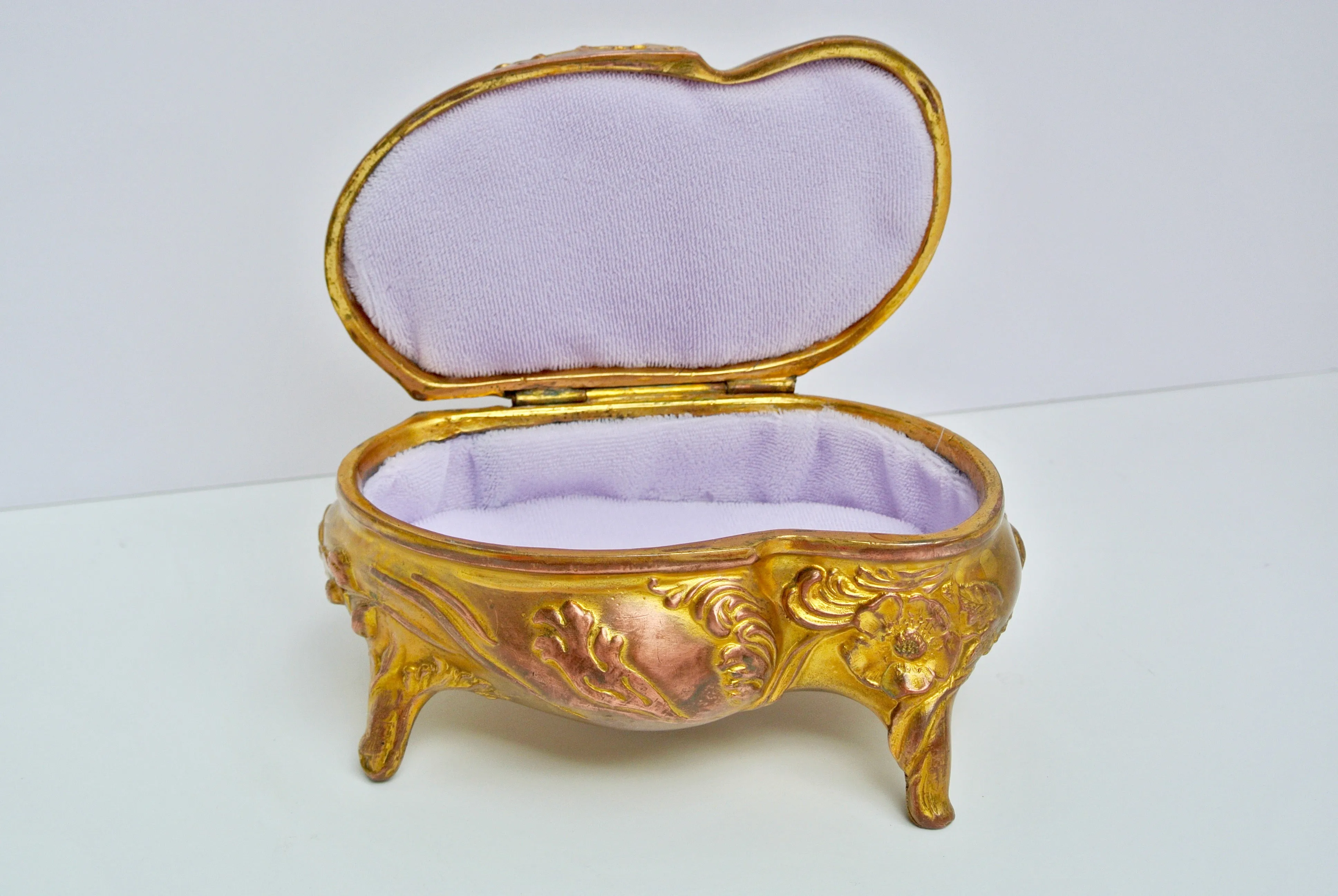 Fairytale in Lavender Ring Box