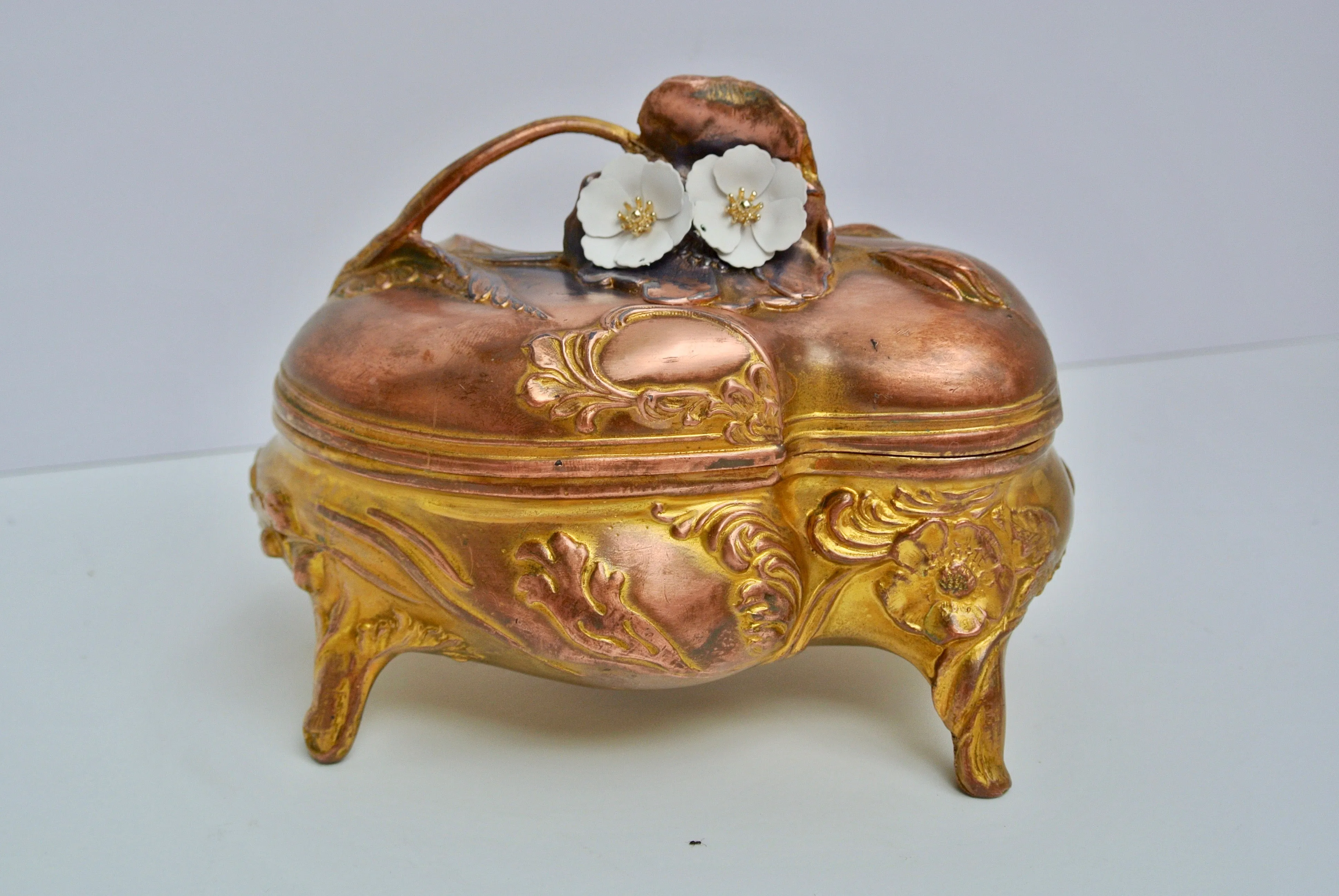Fairytale in Lavender Ring Box