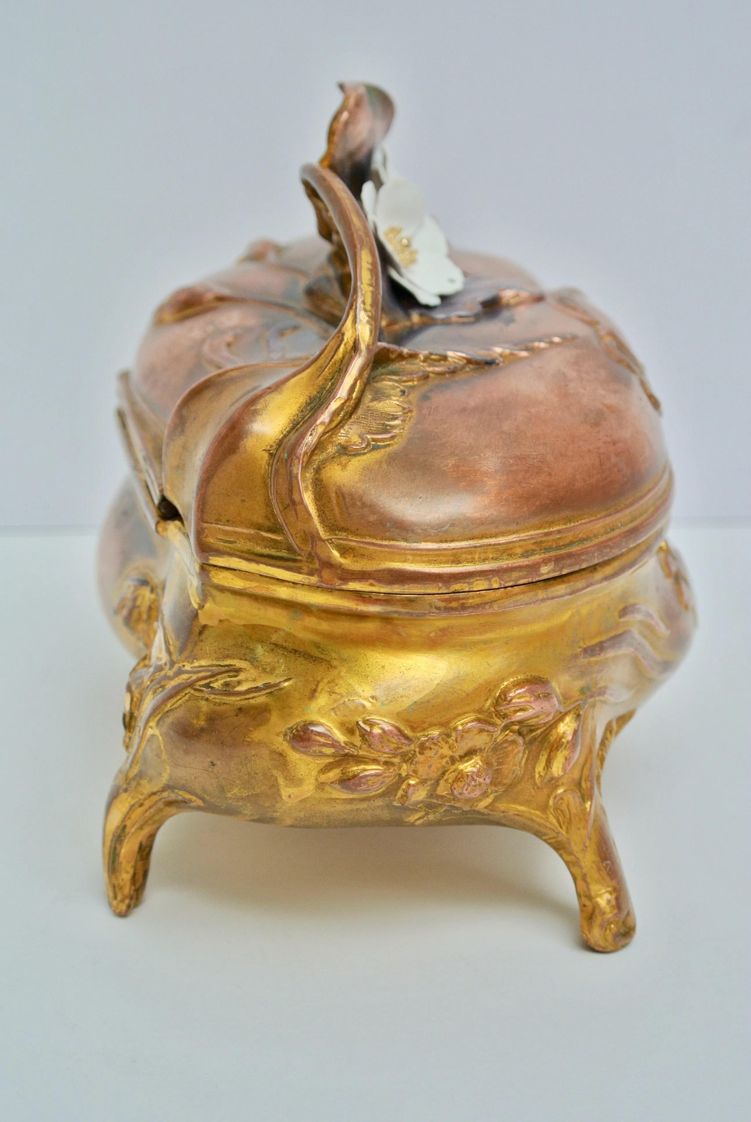 Fairytale in Lavender Ring Box