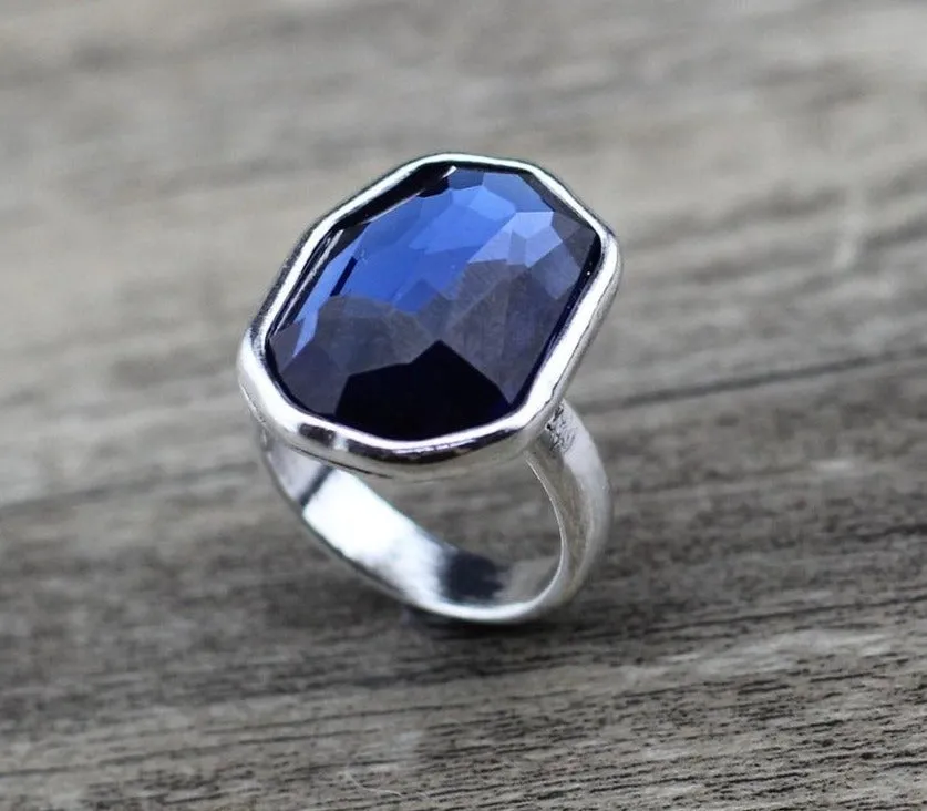 Fashion Jewelry Creative Design Big Irregular Crystal Finger Ring For Women Wedding Engagement