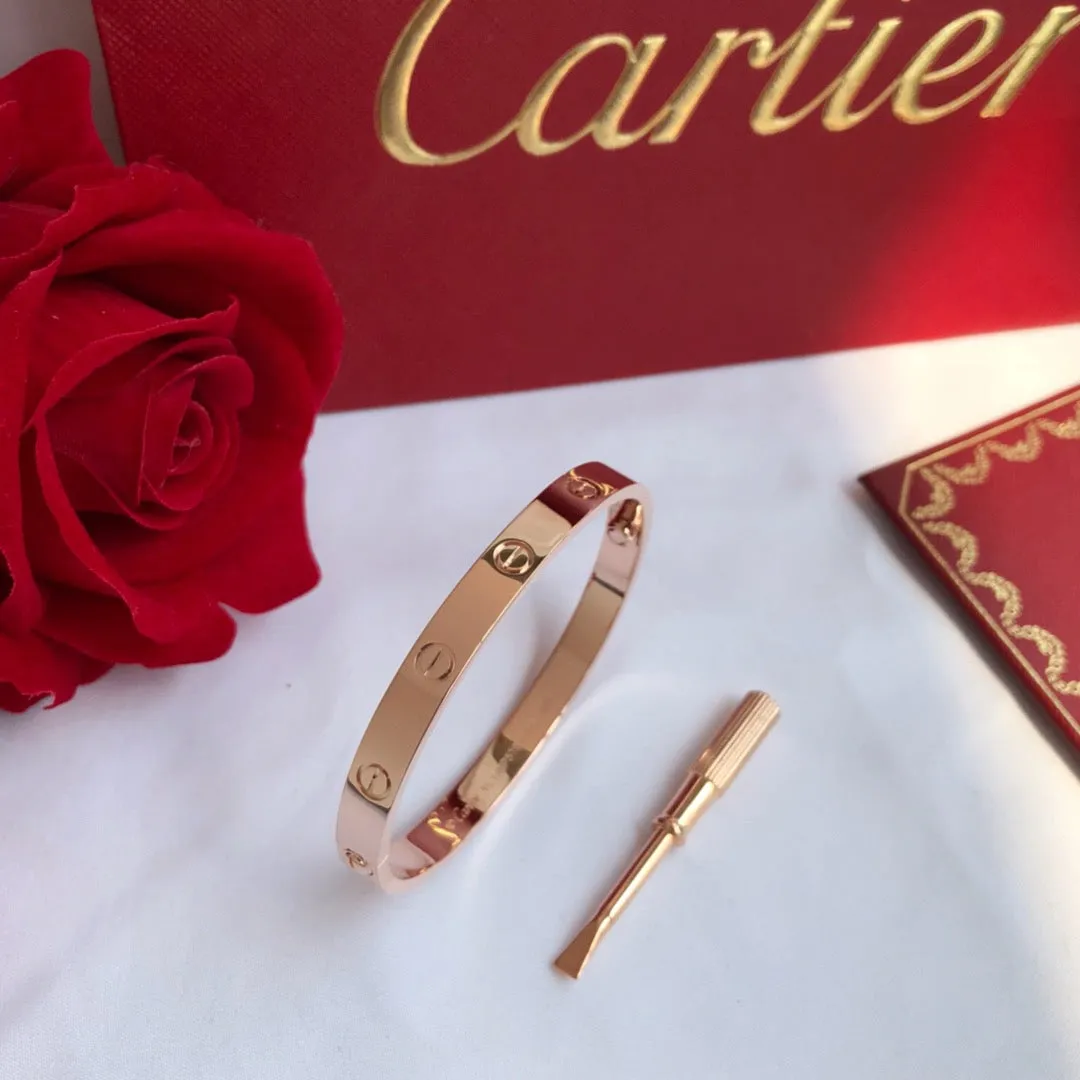 JW581 Love Bracelet
