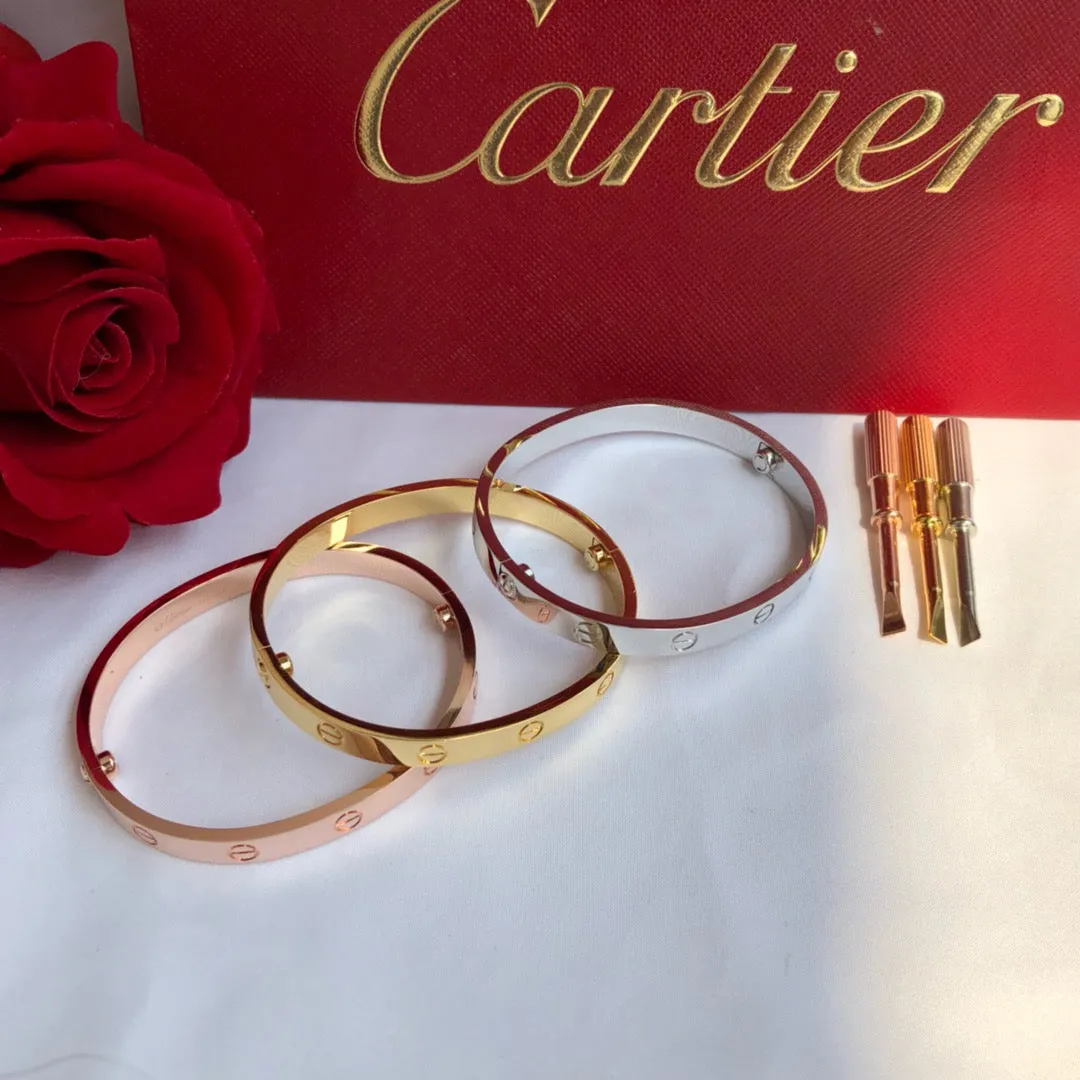 JW581 Love Bracelet