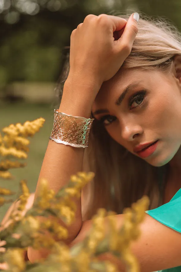 Kendra Scott Candice Gold Cuff Bracelet in Gold Filigree