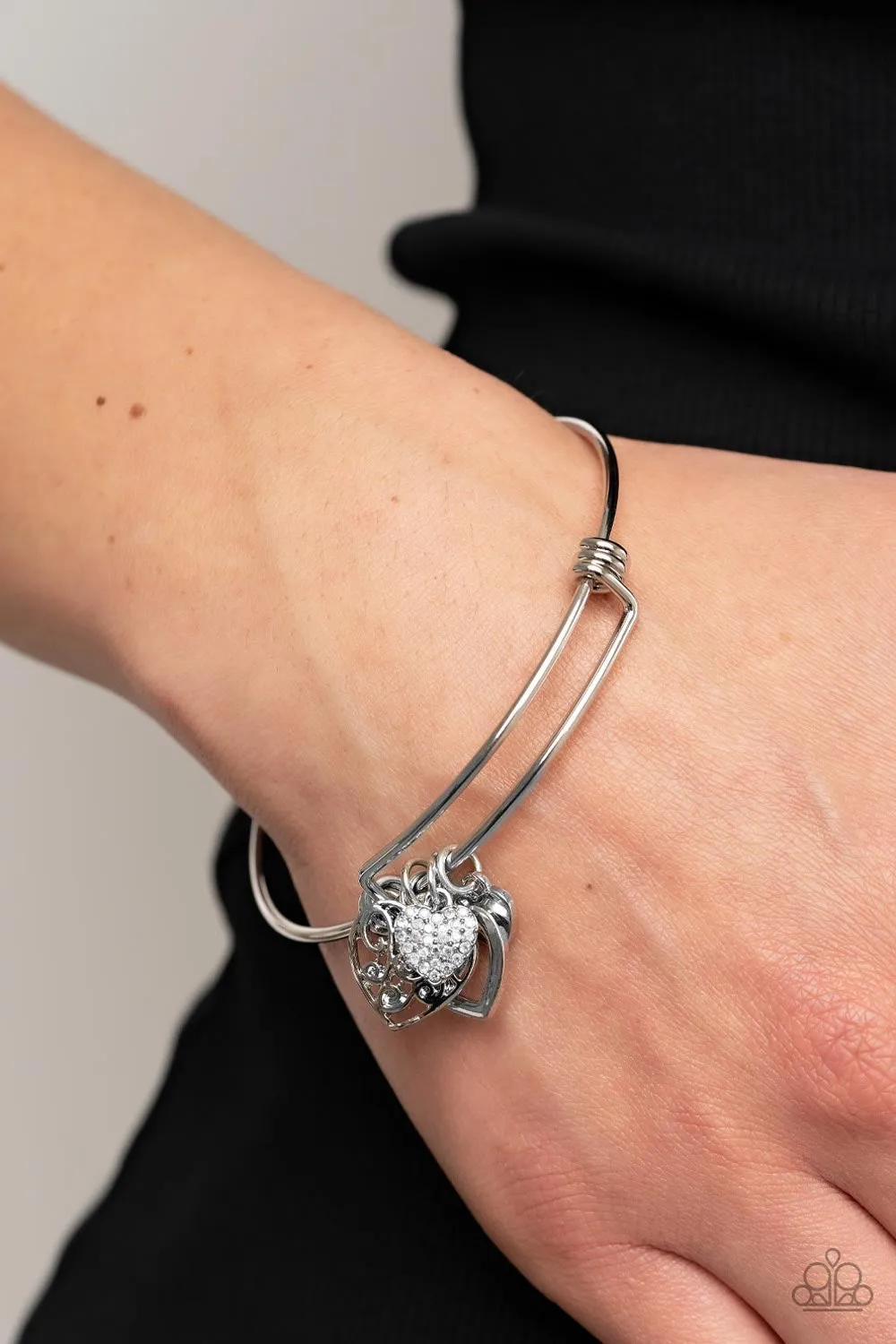 Paparazzi Im Yours - White Heart Bracelet