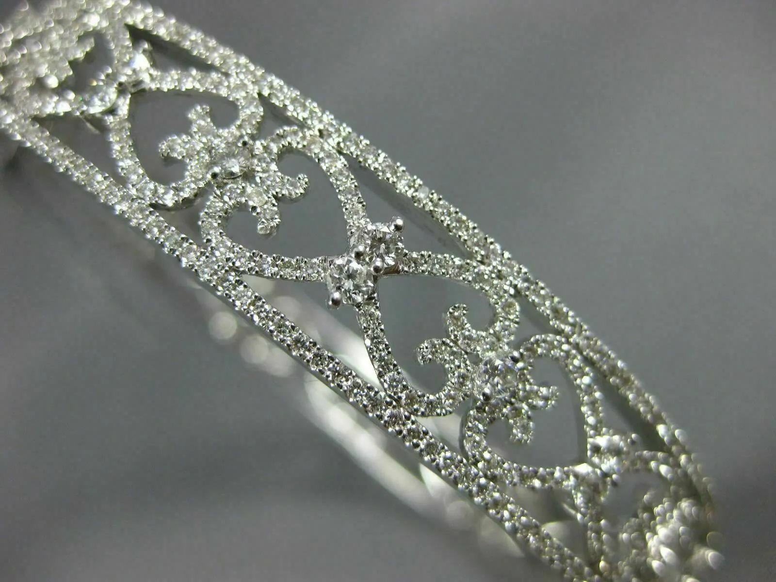 WIDE 1.79CT DIAMOND 18KT WHITE GOLD 3D OPEN FILIGREE MULTI HEART BANGLE BRACELET